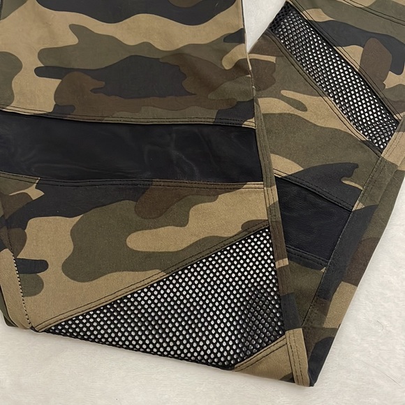 Forever 21 cropped mesh leggings - Picture 4 of 6